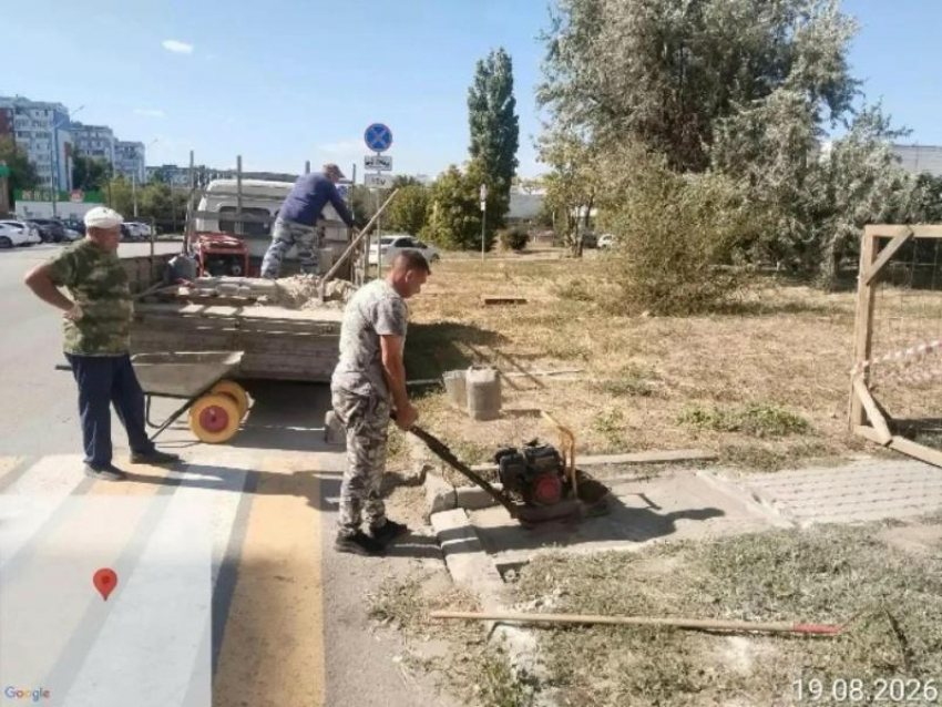 На улице Индустриальной установили новый пандус 
