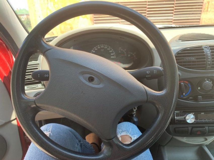 Запретят гаджеты и сократят сроки практики: как могут измениться правила сдачи на водительские права