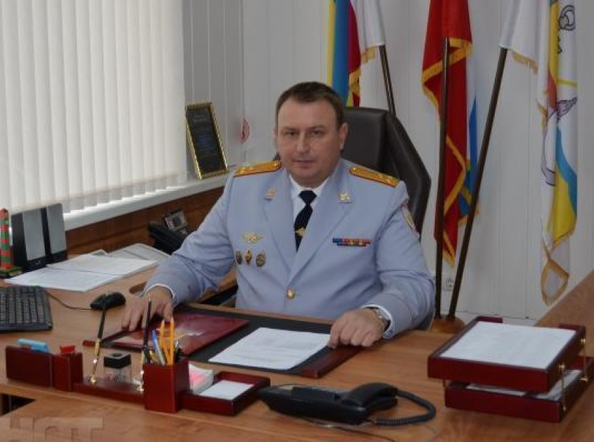 За несколько дней до Нового года главный полицейский Волгодонска проведет прямую телефонную линию