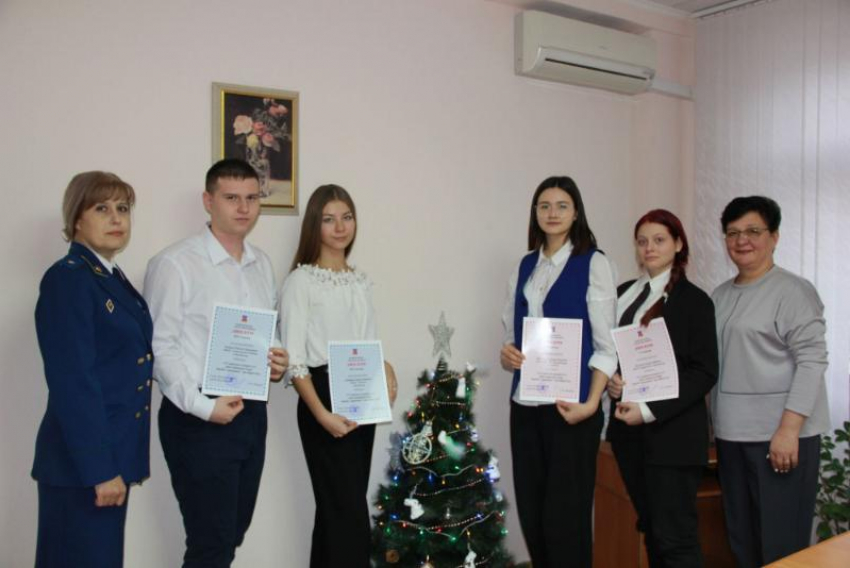 Старшеклассники Волгодонска сразились в городском конкурсе эссе на тему коррупции