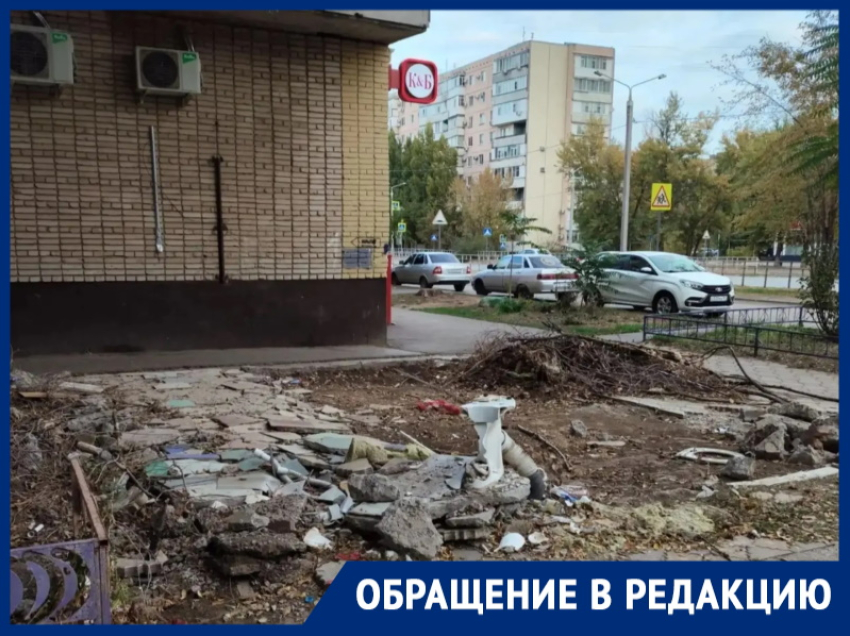 После сноса павильона на Горького, 192 осталась разруха: жители просят привести территорию в порядок
