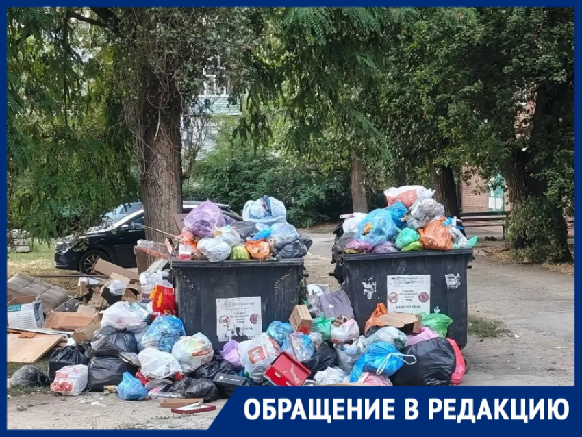 «Мусоровоз, скорая, машины проехать не могут»: из-за продавцов жильцы домов Морская, 60-62 оказались в ловушке собственных дворов