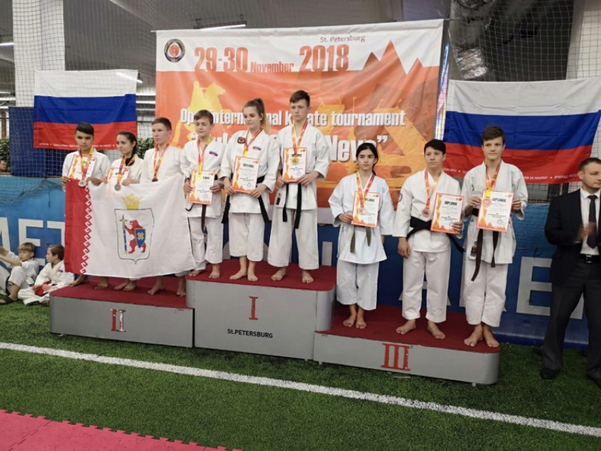 19 медалей различного достоинства привезли волгодонские каратисты с международных соревнований