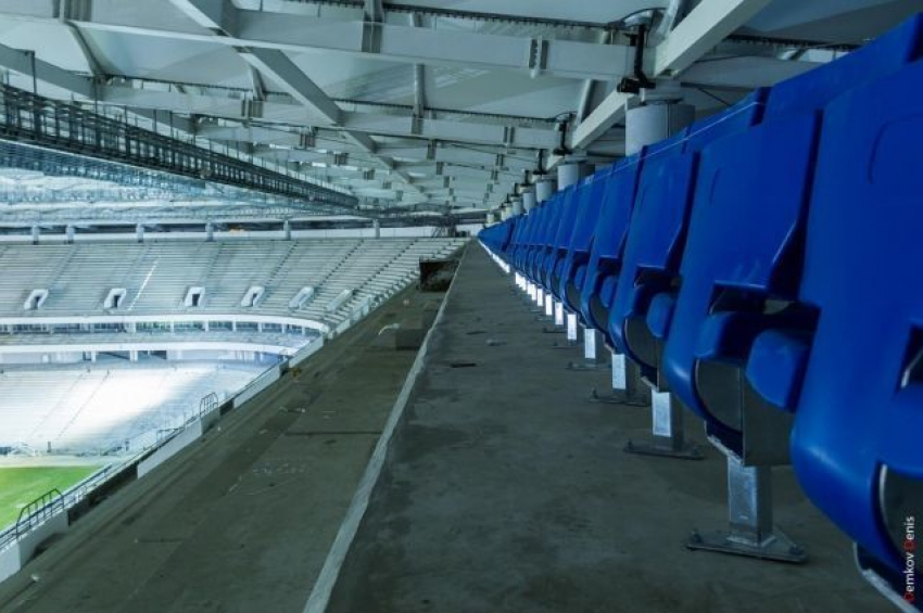Волгодонцы недовольны цветом кресел на строящемся стадионе «Ростов-Арена» - фанаты готовят петицию на имя Голубева 
