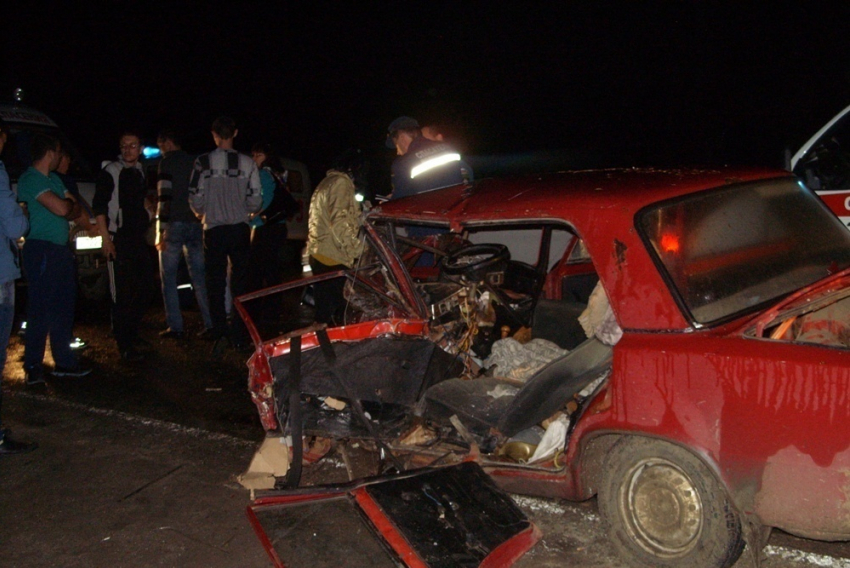 По дороге в БСМП Волгодонска умер водитель ВАЗ-2101
