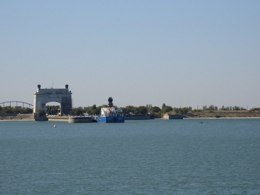 Маловодье Дона негативно повлияло на грузооборот Волго-Донского канала