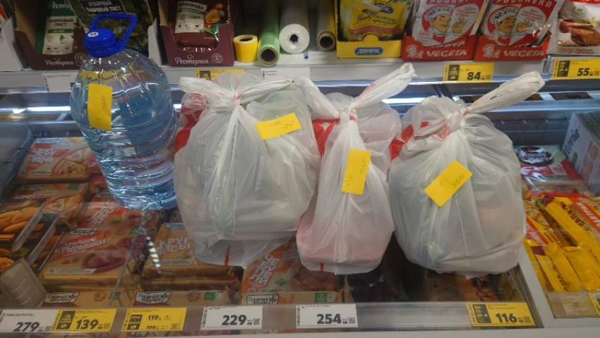 Курьер из Волгодонска рассказал какие заказы приходится выполнять в городе