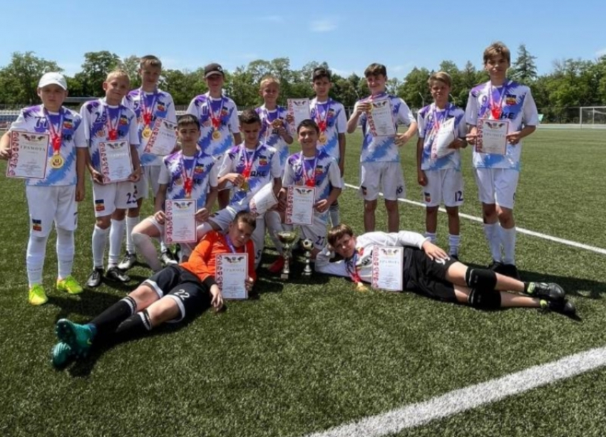 «Кожаный мяч» наш: юные футболисты из Волгодонска стали лучшими в Ростовской области