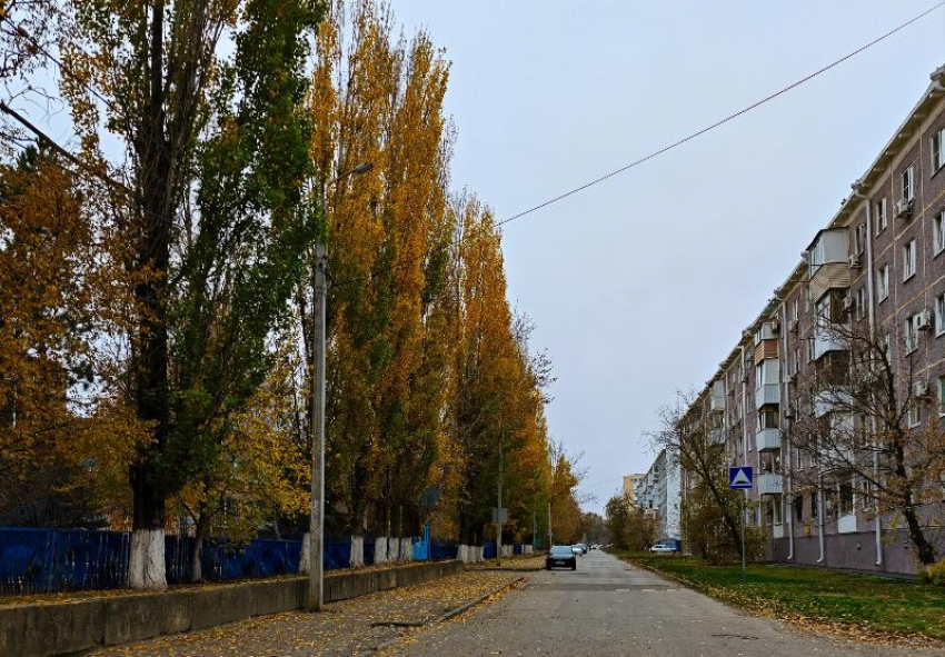 Типичный осенний понедельник ожидает волгодонцев