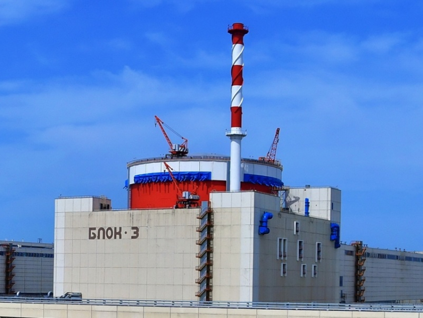 На Ростовской АЭС сделали себе подарок и включили в сеть энергоблок №3