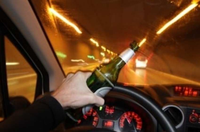 В Волгодонске пьяный водитель лишился прав, едва успев отъехать от ночного клуба