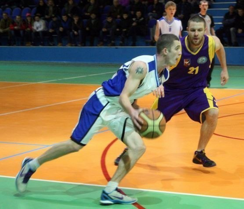  БК «Волгодонск» уступил лидеру чемпионата