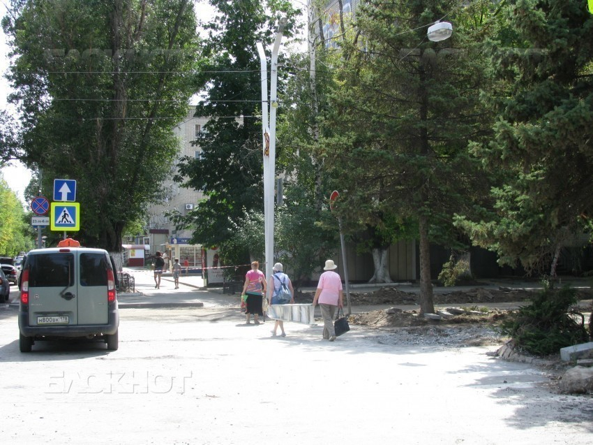 В Волгодонске 27 августа перекроют перекресток улиц Ленина и 50 лет СССР  