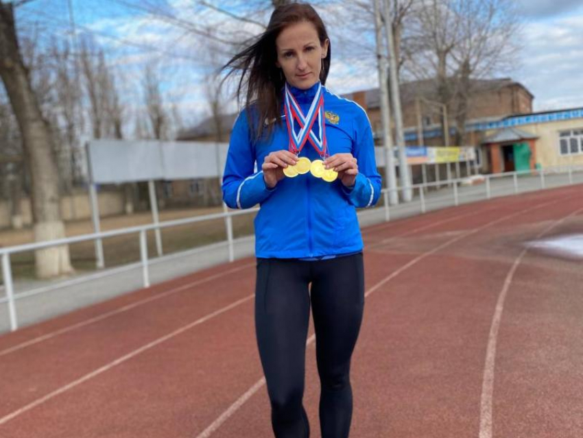 Четыре золотые медали Чемпионата России завоевала выпускница спортивной школы Волгодонска
