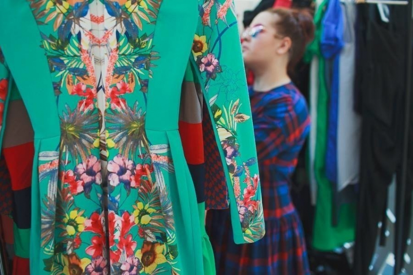 Классическую одежду и текстиль по смешным ценам представят на ярмарке-продаже в ДК им. Курчатова 