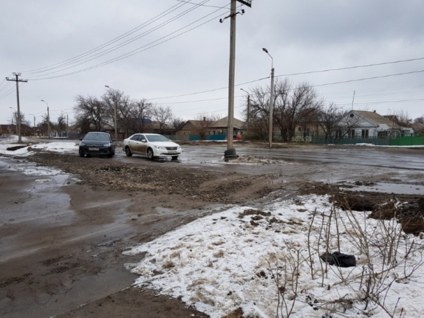 Ремонт дороги по улице Степной запланировали в текущем году в Волгодонске