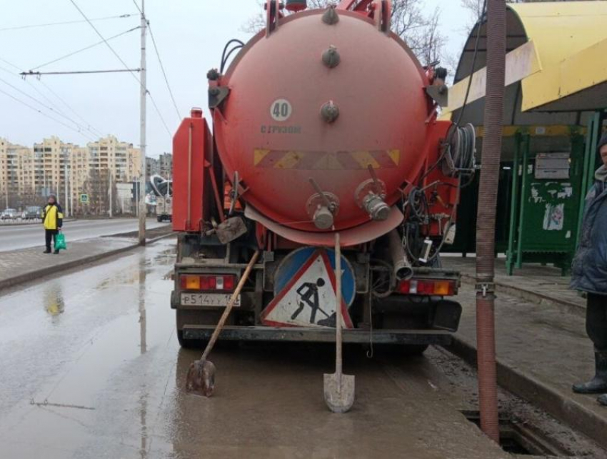 Департамент строительства и городского хозяйства в новый год вышел в полном машинном составе