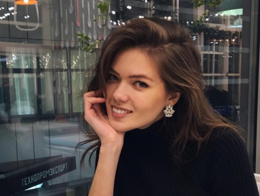 Претендентка на титул «Мисс Россия» из Волгодонска оголилась для фотосессии