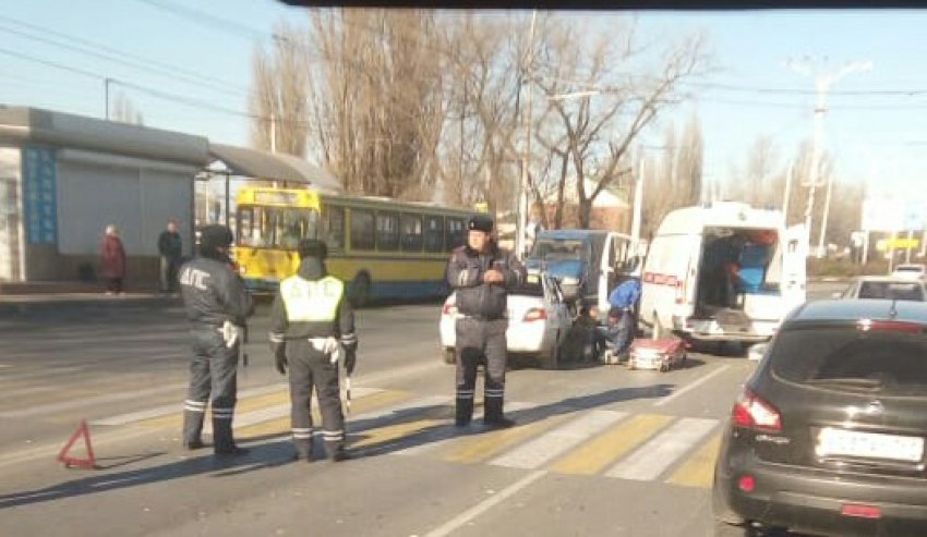 Водитель «Дэу Нексиа» сбил женщину на пешеходном переходе в Волгодонске 