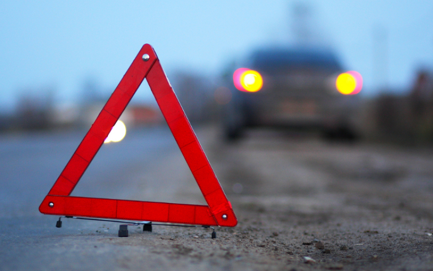 В Волгодонском районе 23-летний водитель спровоцировал ДТП, в котором пострадал его 17-летний пассажир