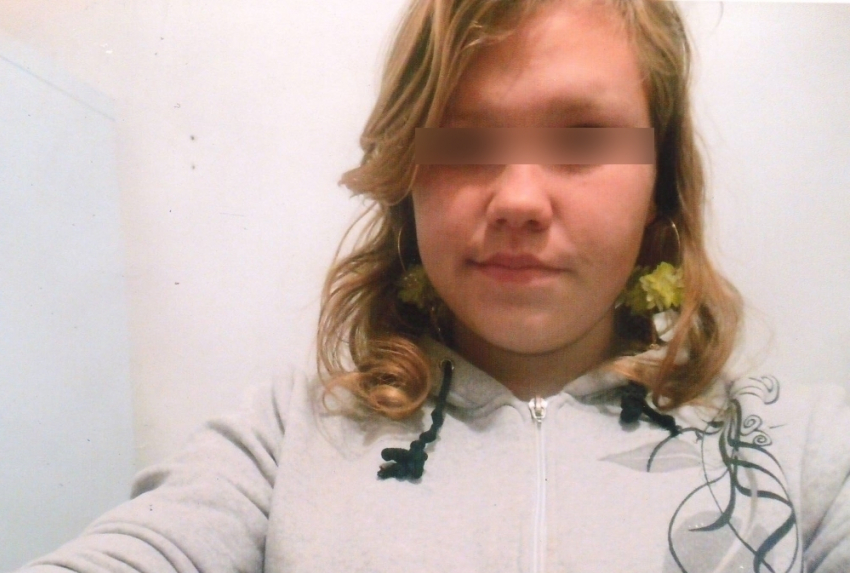 Перед падением с 16-го этажа школьницу видели босой и пьяной в центре Волгодонска