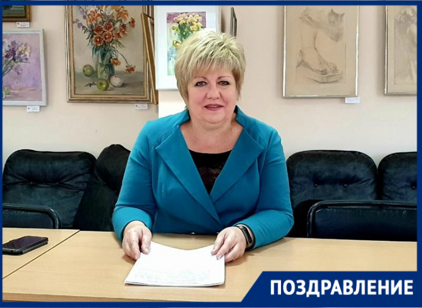 «Ваша профессия призвана вносить в жизнь людей добро и милосердие»: Светлана Цыба поздравила соцработников