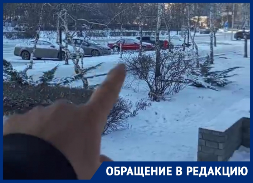 «Парковка теперь запрещена?»: водитель обратил внимание на знак «Инвалиды» на улице Черникова