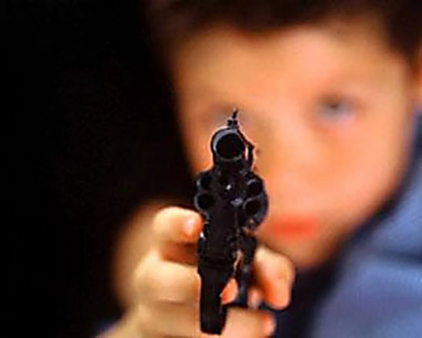 10-летний школьник прострелил другу голову во время игры в «войнушку» 