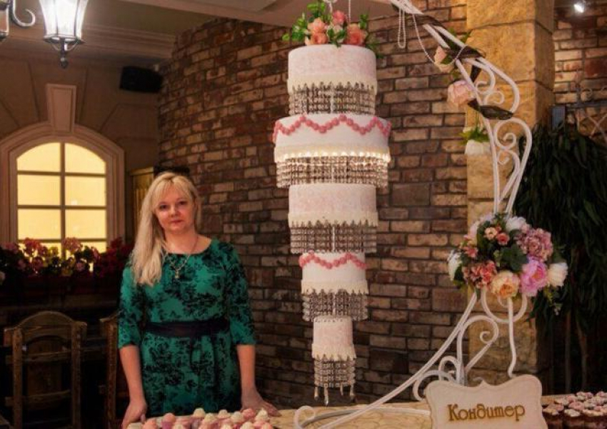 Людмила Новикова - самый востребованный кондитер-дизайнер свадебного сезона - 2016 в Волгодонске