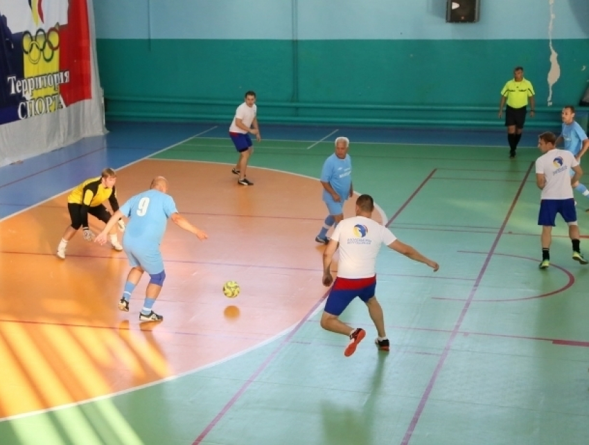 Представители администрации и депутаты сыграют в футбол против молодежи Волгодонска