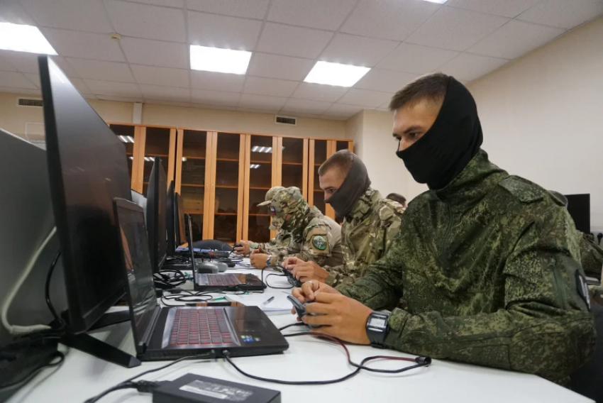 В Ростовской области продолжается подготовка операторов войск беспилотных систем 