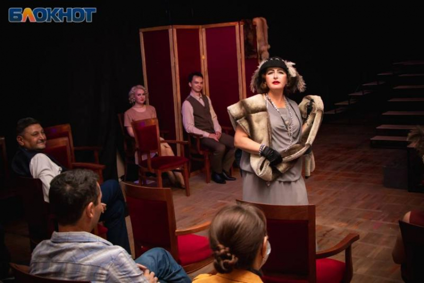 «Все, чем живу – сыграю»: в Волгодонском молодежном драмтеатре открыли четвертый сезон