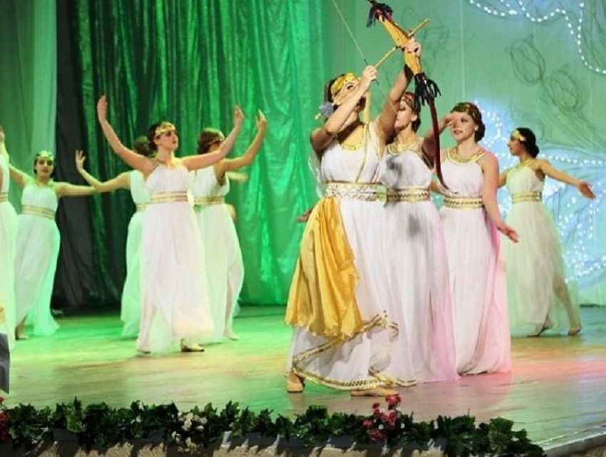 Волгодонск встретит 8 марта скромными концертами