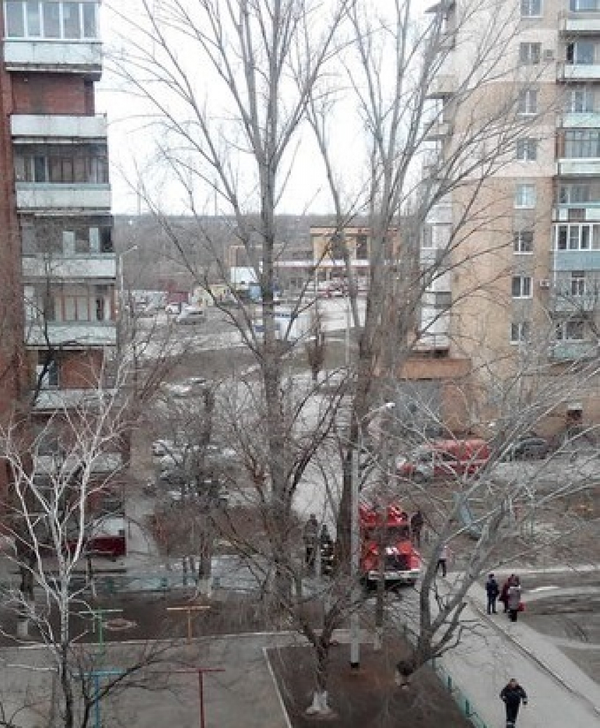В Волгодонске на пожаре в высотке  пострадал человек  – читатель