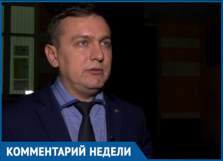 Кто даёт разрешение на это всё?!, - волгодончанка возмутилась ларечной застройкой в сквере Героя России Сергея Молодова 