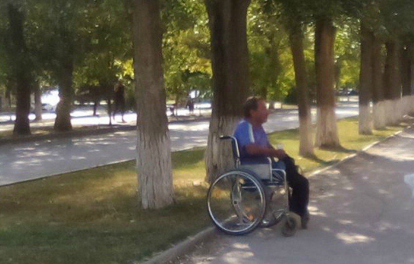 Инвалиды-попрошайки оккупировали улицы Волгодонска