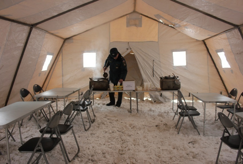 В Морозовском районе установили пункты питания и обогрева для водителей