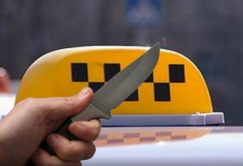 В Волгодонском районе 18-летний парень ударил таксиста ножом и угнал его автомобиль