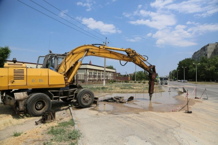 За один день в Волгодонске произошло десять порывов на сетях водоснабжения 