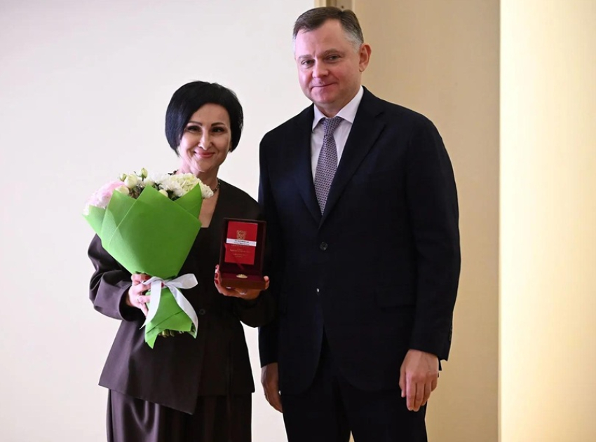 Главный бухгалтер Волгодонска получила награду от губернатора