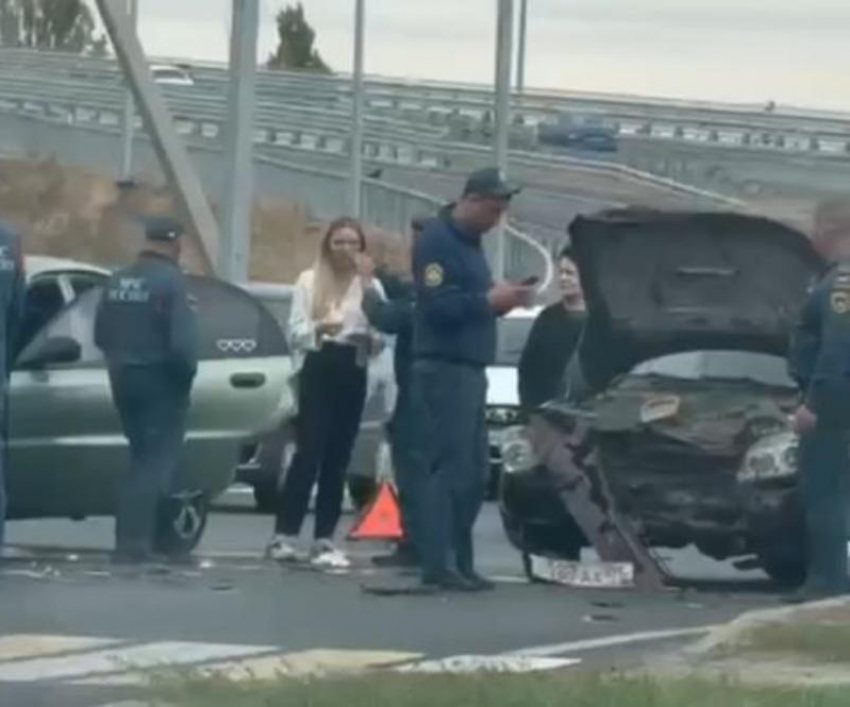 «Опять кто-то про стрелочку забыл»: Волгодонск потрясло очередное ДТП утром