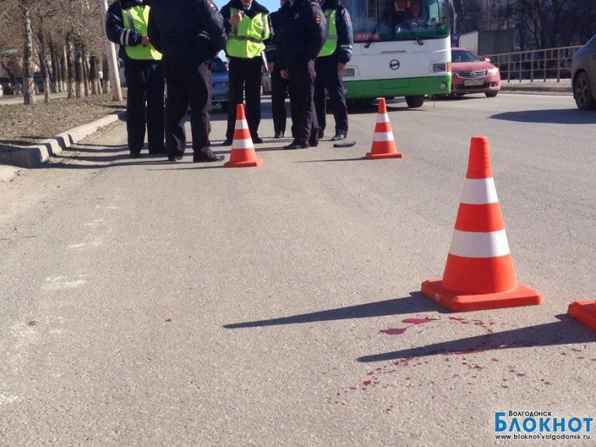 В Волгодонске водитель хлебовозки сбил пешехода (ВИДЕО)