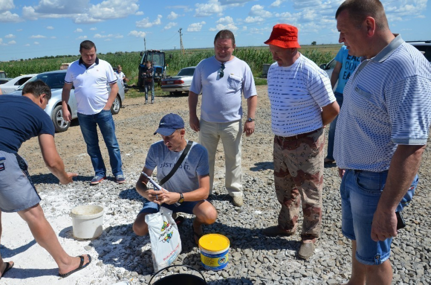 Самую крупную рыбу поймали сотрудники ГИБДД Волгодонска