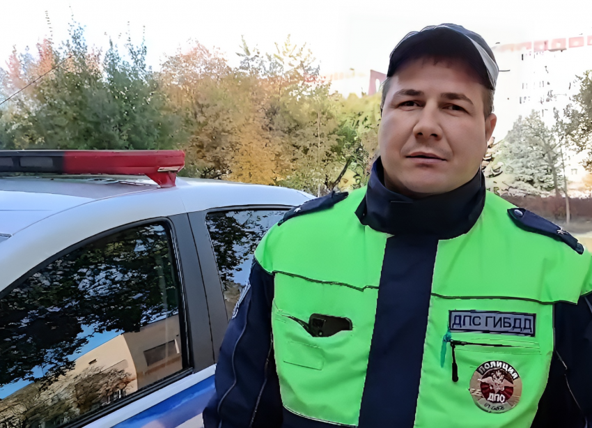 Инспектор ДПС отвез в БСМП Волгодонска водителя, которому стало плохо в дороге