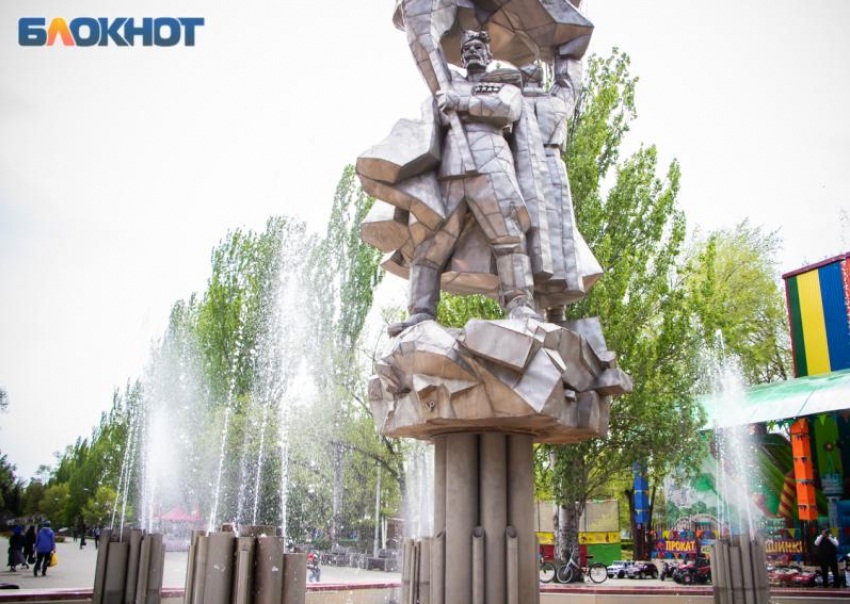 Фонтаны, аттракционы и общественные туалеты заработают 1 мая: парк «Победы» и сквер «Дружба» подготовили к новому сезону