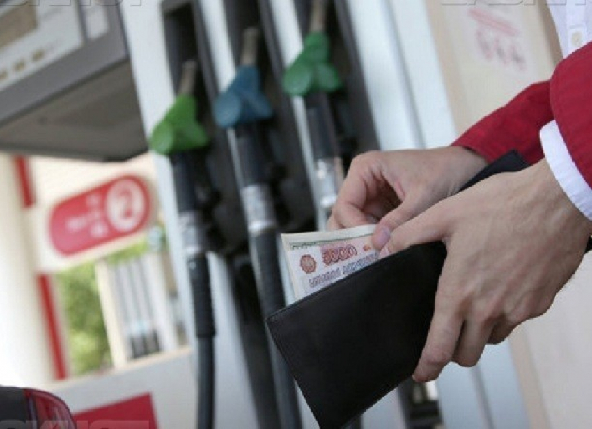 Какие цены на бензин сложились в Волгодонске в середине мая