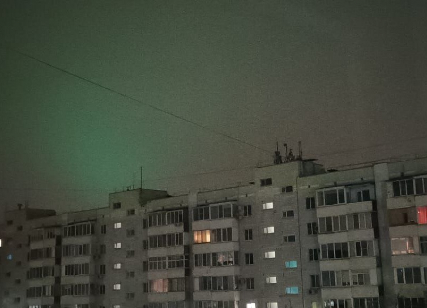 Полярное сияние наблюдали жители Волгодонска и всей Ростовской области на фоне сильнейшей магнитной бури