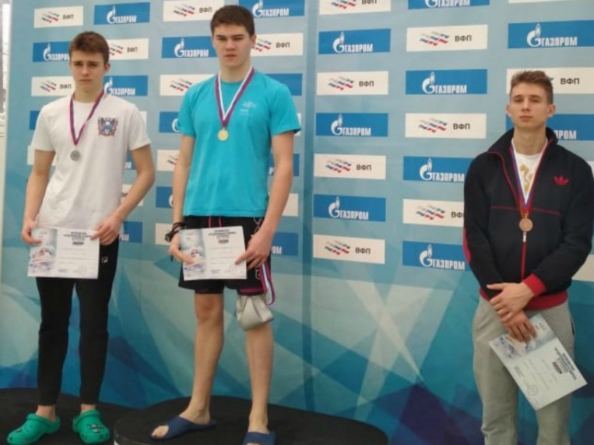 Волгодонские спортсмены вошли в десятку сильнейших в первенстве ЮФО и СКФО по плаванию