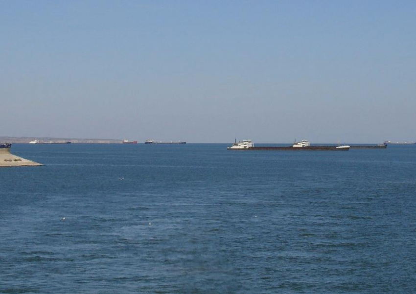 Перевозки грузов по Цимлянскому водохранилищу сократились в 3 раза