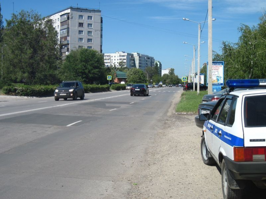 Волгодонские инспекторы ДПС теперь будут дежурить на пешеходных переходах